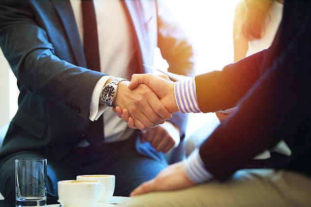 财务外包，成都企业税务申报如何处理特殊行业？